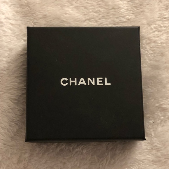 Authentic Chanel Brooch - Picture 2 of 6